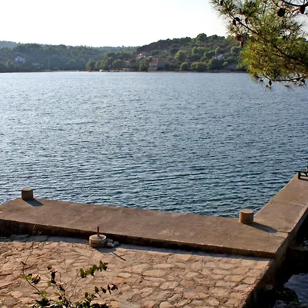 With Parking Space Necujam, Solta - 25529 Nečujam